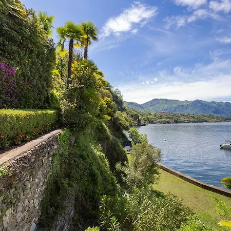 Vista 180° アパート *